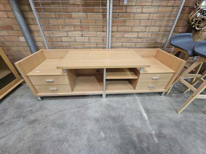 Low timber entertainment unit
