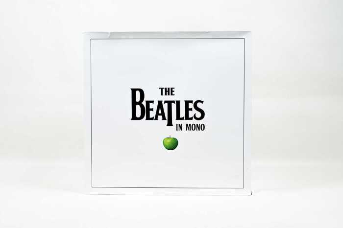 The Beatles in Mono 180g vinyl record box set