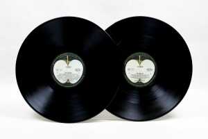 Two Beatles vinyl albums - 3
