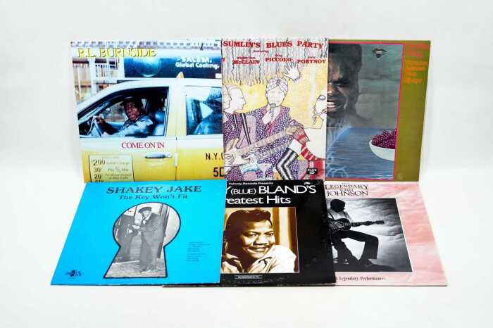 Six Blues vinyl records