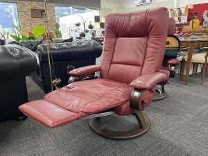 Perceval Lafer Kiri red leather swivel recliner