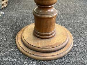 Turned timber pedestal stand - 3