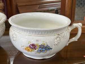 Antique ceramic washstand set with floral transfer design and gilding - 3