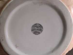 Four Worcester porcelain pieces - 5