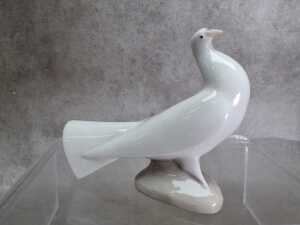 Group of Nao ceramic figures - 3