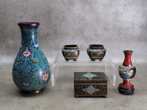 Collection of vintage Chinese cloisonne