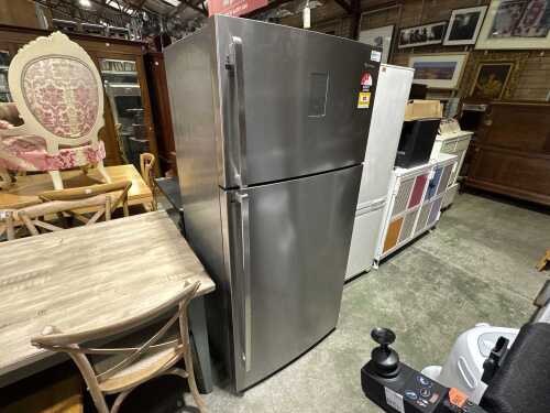 Westinghouse frost-free fridge/freezer