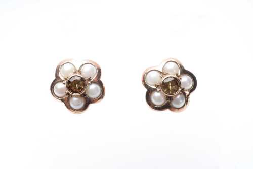 A pair of citrine and pearl earrings in 9 carat yellow gold