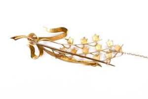 An antique seed pearl brooch in 15 carat yellow gold - 4