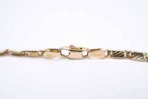 A ruby, sapphire and emerald bracelet in 14 carat yellow gold - 4