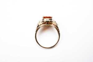 An orange citrine and diamond ring in 14 carat yellow gold - 4