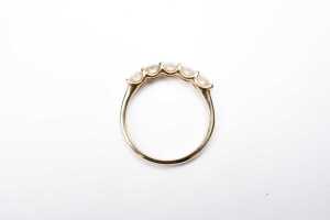 A diamond ring in 14ct carat yellow gold - 4