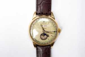 A rare Rolex perpetual Padellone Chronometer in 18 carat yellow gold