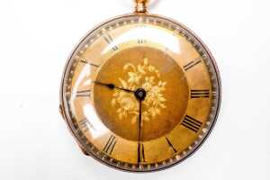 An antique pocket watch in 18 carat gold - 2