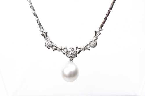 A South Sea pearl and diamond necklace in platinum