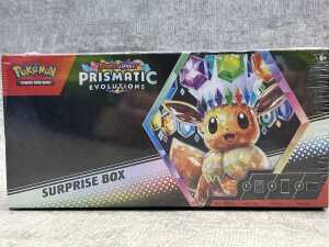 Pok&eacute;mon Surprise Box & Essential Handbook - 2