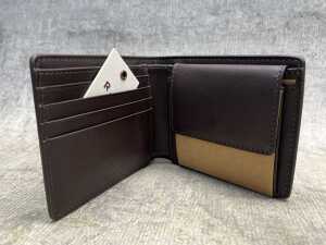 R.M. Williams bifold wallet - 3