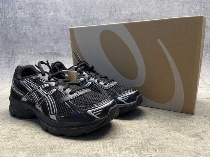 Asics Gel-1130 GS size US 5 kids