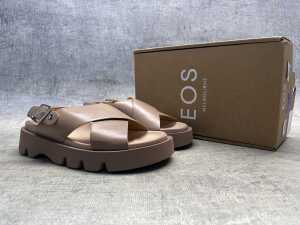 Eos Monnis sandals size EU 39