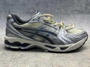 Asics Gel-Kayano 14 size US 7 men's - 2