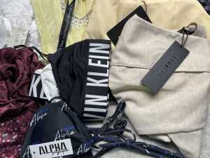 Group of Women's clothing size XS - 4