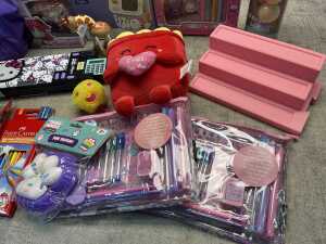 Group of girls toys - 5