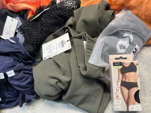 Group of Women's clothing size M - 4