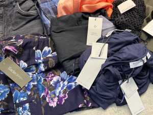 Group of Women's clothing size M - 5