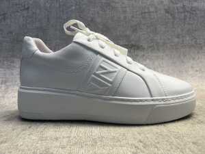 Frankie4 Riley II shoes size US 9 - 2