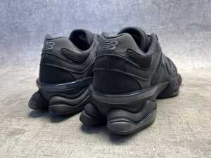 New Balance 9060 size US 13 - 4
