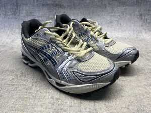 Asics Gel-Kayano 14 size US 7 men's - 3