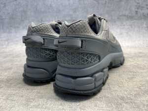 Nike Zoom Vomero Roam size US 10 men's - 4