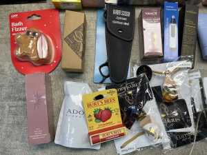 Group of beauty products - 4