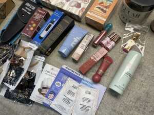 Group of beauty products - 5