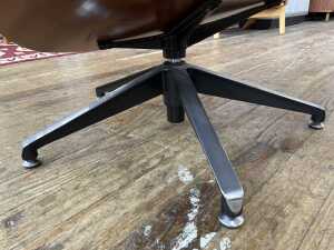 Replica Eames chair and footstool - 7