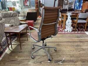 Charles and Ray Eames, Eames Office desk chair - 3