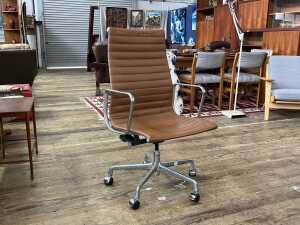 Charles and Ray Eames, Eames Office desk chair