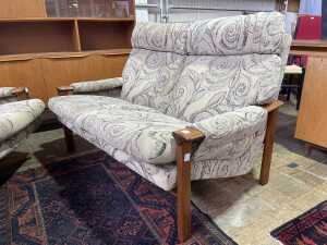 Tessa T21 mid-century three piece lounge suite - 2