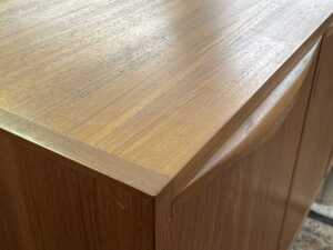 Chiswell 'wave handle' mid-century teak sideboard - 5