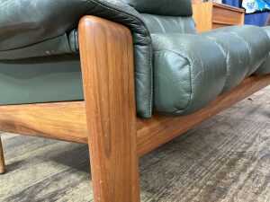 Tessa mid-century two seat sofa - 6