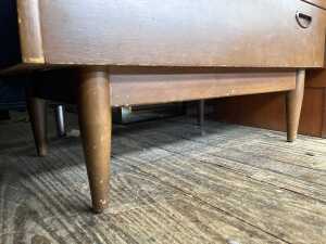 Standis Furniture mid-century Victorian ash chest of four drawers - 6