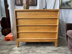 Mid-century myrtle chest of four drawers
