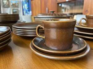 Wedgwood Sterling ceramic dinner setting for six - 2