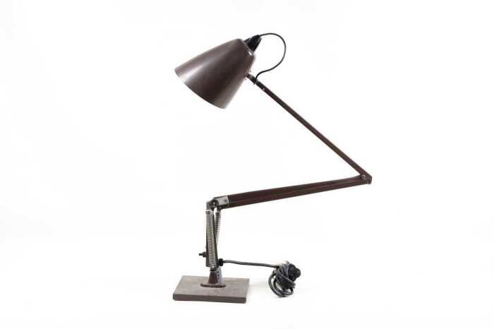 Mid-century Planet Studio K desk lamp