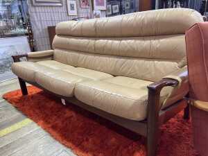 Tessa mid-century three seat sofa - 2