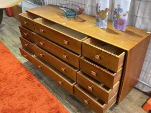 Alrob Furniture mid-century teak chest of 12 drawers - 3