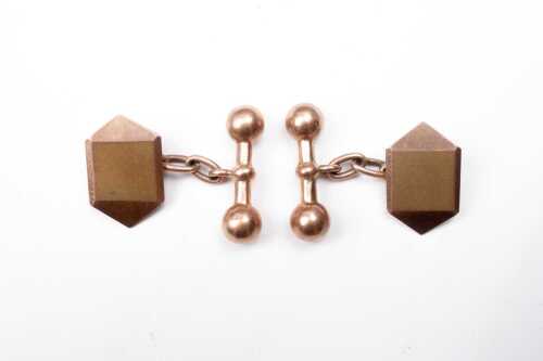 A pair of antique cufflinks in 9 carat rose gold