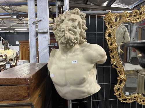 Torso of Laoco&ouml;n, plaster statue