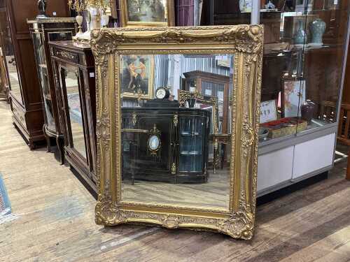 Gilt frame bevelled edge mirror