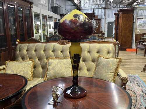 Gall&eacute; style cameo glass table lamp